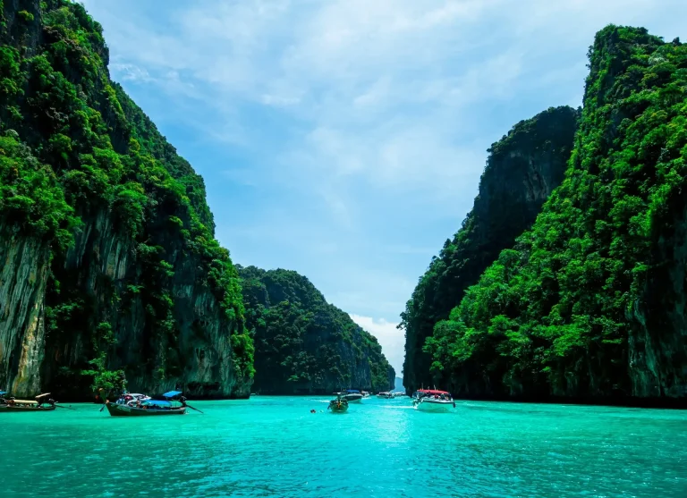 Baie de Pileh près de Phuket